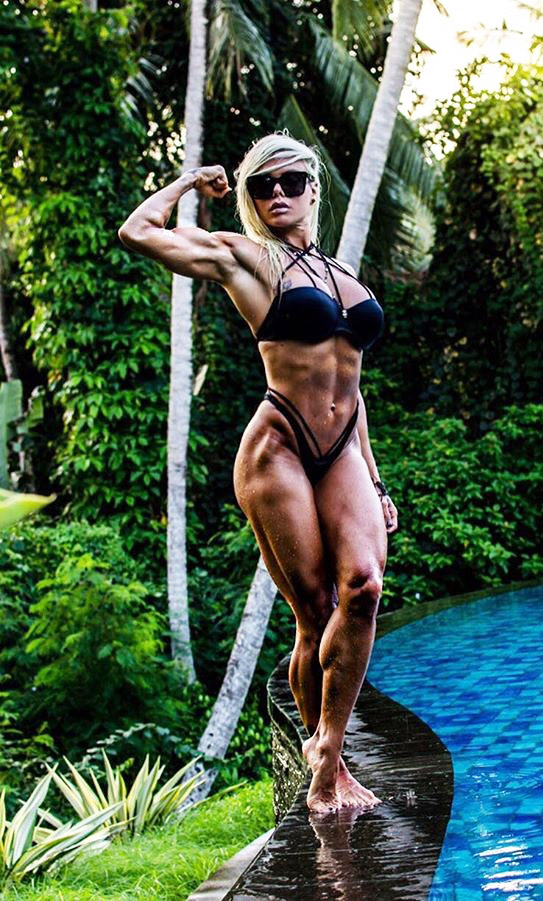 Larissa Reis Female Muscle