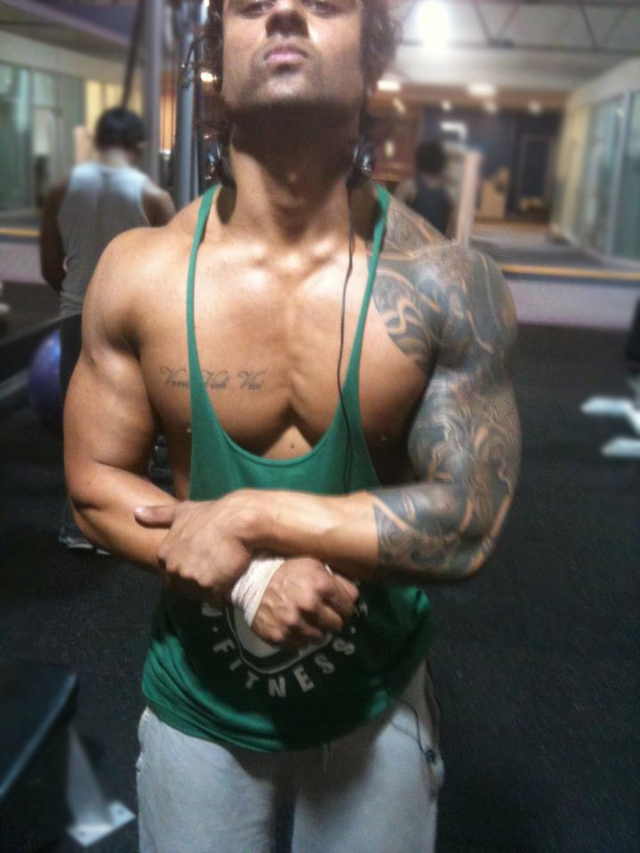 Die he how zyzz did Loading 3rd