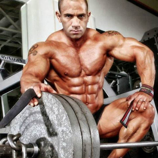 amit sapir with barbell