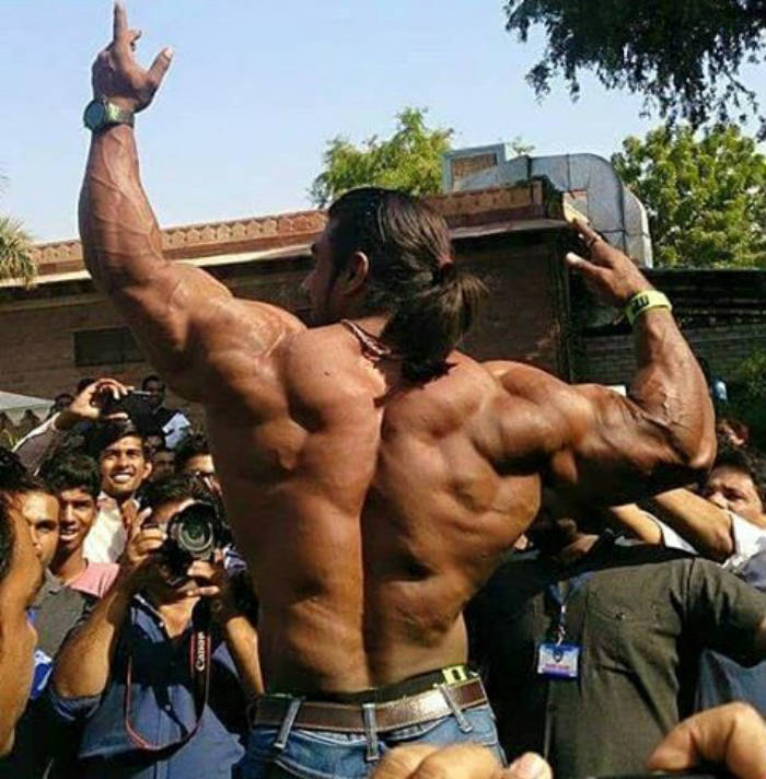 sangram chougule back pose