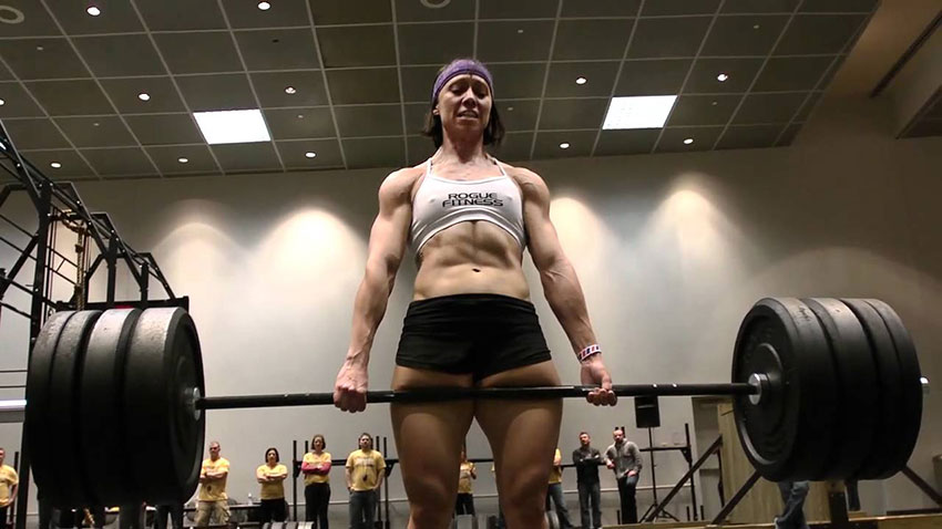 Miranda Oldroyd doing a deadlift looking strong and muscular 