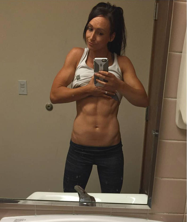 Rachel Morrissey showing her toned abdominal muscles