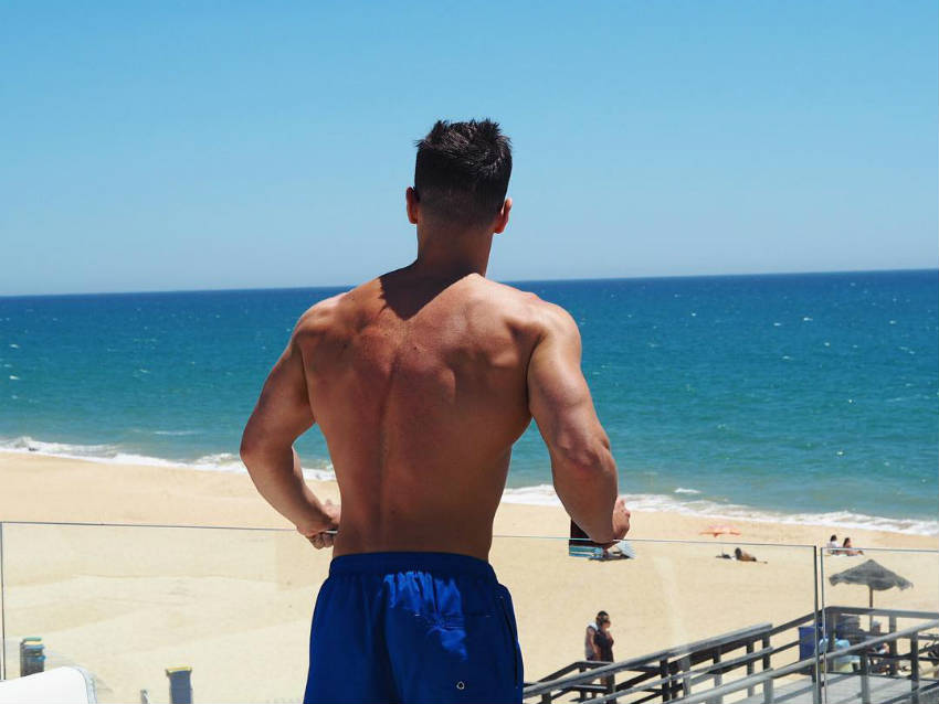 Rob Lipsett showing his toned back and triceps 