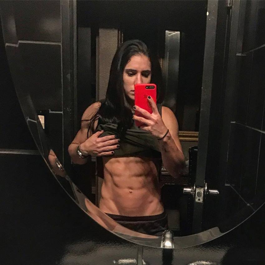 Muscle Women — Stefanie Cohen
