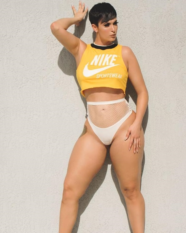 Zahra Elise showing off her natural curves in a photo shoot