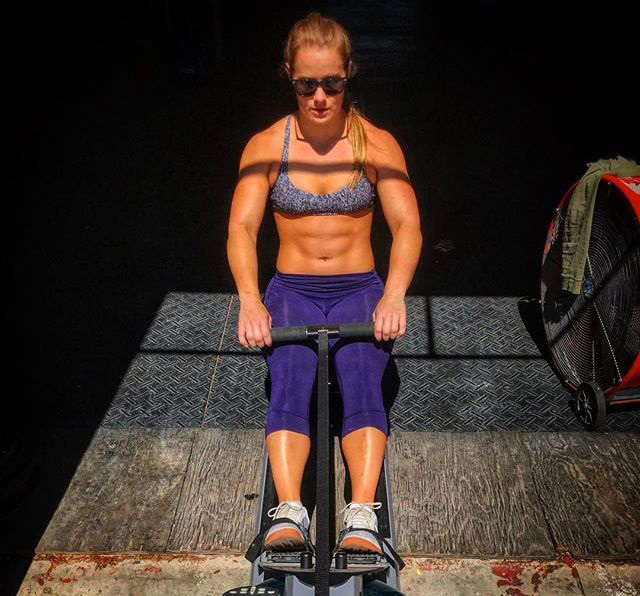 Dani Elle Speegle rowing 