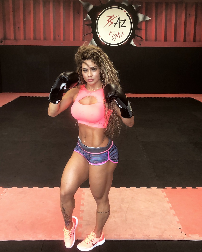 Nadia Brandao posing with boxing gloves