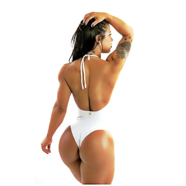 Rosana Ollyver showing off her curvy glutes in a photo shoot