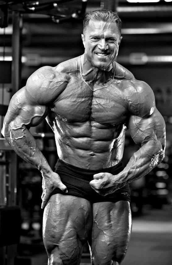 Gary Strydom performing the most muscular pose in a bodybuilding photo shoot, his best shape ever
