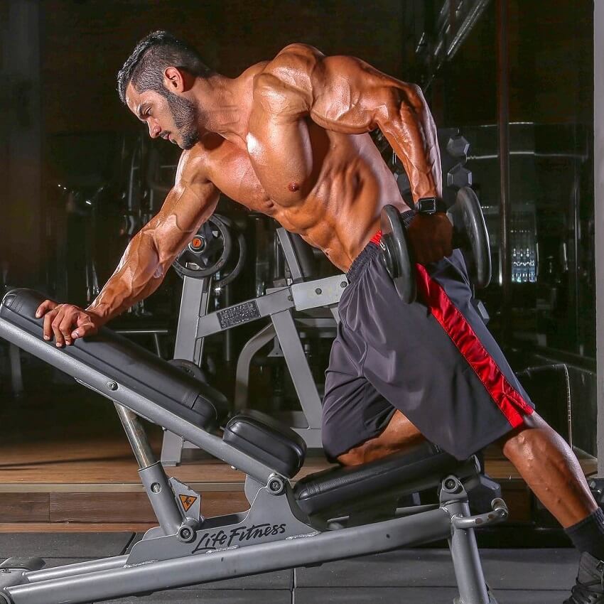 Geder Rocha training shirtless in the gym