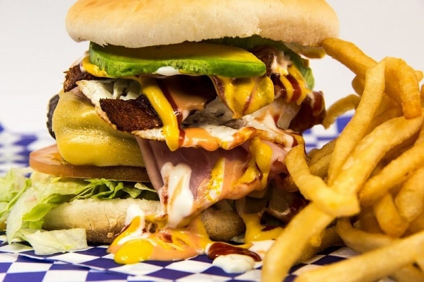 Hamburger-junk-food - why you're not losing weight