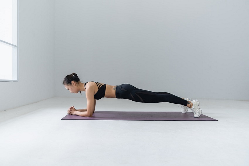 Plank HomevWorkout